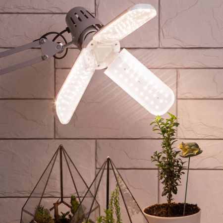 FITO-24W-Ra90-E27-FOLD  Фитолампа для растений светодиодная ЭРА FITO-24W-Ra90-E27-FOLD 3-х лепестковая полного спектра 24 Вт Е27