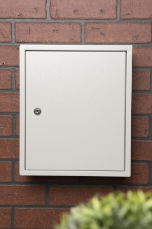 Щит распред. навесной ЩРН-18 (350х300х120) IP31 EKF Basic