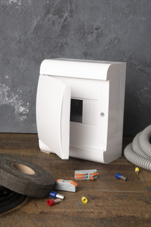 Щит распределительный ЩРН-П-6 "SlimBox" белая дверца IP41 EKF PROxima