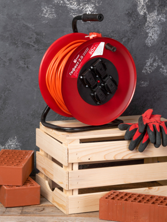 UKA02-16-R315-4-50-IP44