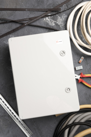 Бокс пластиковый с монтажной платой 400х300х170 мм IP65 EKF PROxima