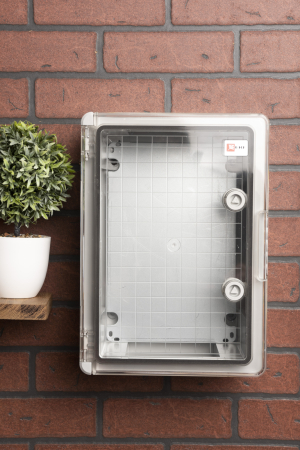 Щит пластиковый с монтажной платой прозр. дверь 350х250х150 мм IP65 EKF PROxima