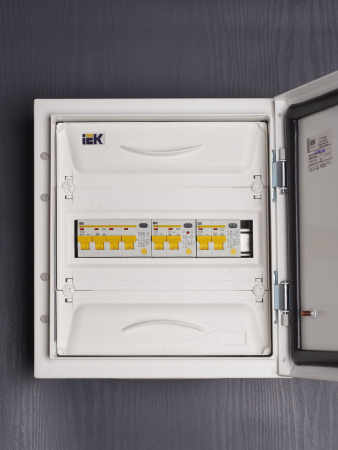 Диф. автомат АД12М 2Р С32 30мА IEK