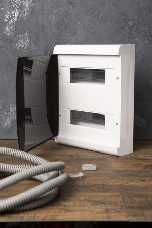 Щит распред. навесной ЩРН-П-24 "SlimBox" IP41 EKF PROxima