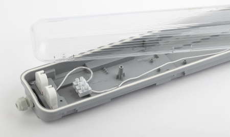 SPP-101-0-002-120  ЭРА Св-к IP65 под две светодиод. лампы T8 G13 1200мм