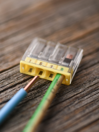 Строительно-монтажная клемма СМК 2273-244 (с пастой) 4 отверстия 0,5-2.5мм2 (100шт.) EKF PROxima