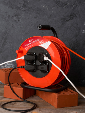 UKA02-16-315R-4-30-IP44