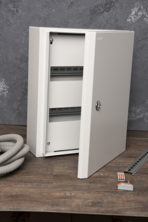 Щит распред. навесной ЩРН-24 (395х310х120) IP54 EKF PROxima