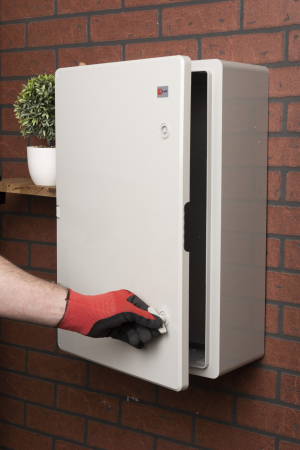 Бокс пластиковый с монтажной платой 600х400х200 мм IP65 EKF PROxima