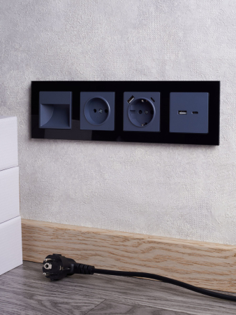 BRITE Подсветка LED встраиваемая ПЛ20-БрМ мар. IEK
