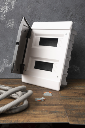 Щит распред. встраиваемый ЩРВ-П-24 "SlimBox" IP41 EKF PROxima