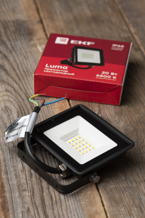 Прожектор светодиодный СДО-3002 20Вт 6500К IP65 EKF Basic