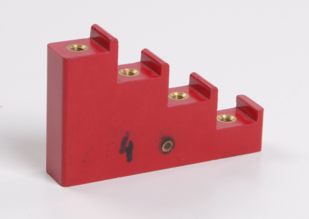 Изолятор ступенчатый ИС4-20 (М6) силовой IEK