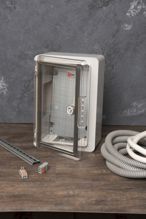 Щит пластиковый с монтажной платой прозр. дверь 300х200х130 мм IP65 EKF PROxima