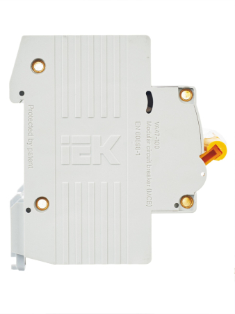 Авт. выкл. ВА47-100 3Р100А 10кА х-ка D IEK