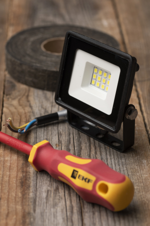 Прожектор светодиодный СДО-3001 10Вт 6500К IP65 EKF Basic