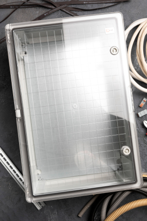 Щит пластиковый с монтажной платой прозр. дверь 600х400х200 мм IP65 EKF PROxima