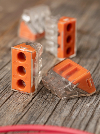 Клемма СМК 773-173 (с пастой), 3 отверстия, 2,5-6,0 мм2 (уп.50шт.) EKF PROxima