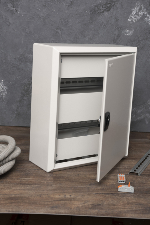 Щит распред. навесной ЩРН-24 с шинами (350х300х120) IP31 EKF PROxima