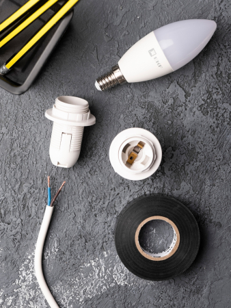 Патрон Е14 пластиковый с кольцом термостойкий пластик бел. EKF PROxima