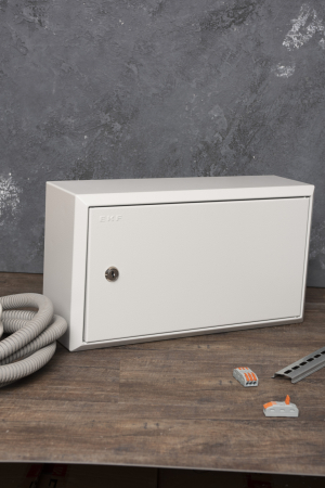 Щит распред. навесной ЩРН-18М (220х400х120) IP31 EKF PROxima