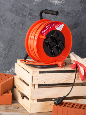 UKA02-16-315-4-40-IP44