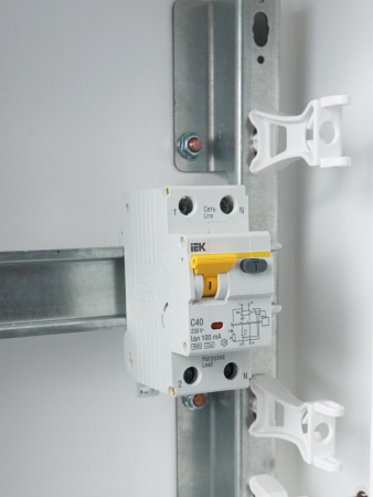 АВДТ 32 C40 100мА - Автоматический Выключатель Дифф. тока IEK